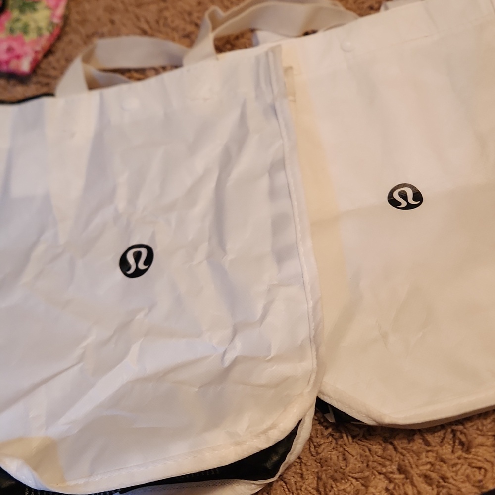 lululemon athletica LOT OF 11 Bags - Picture 4 of 10